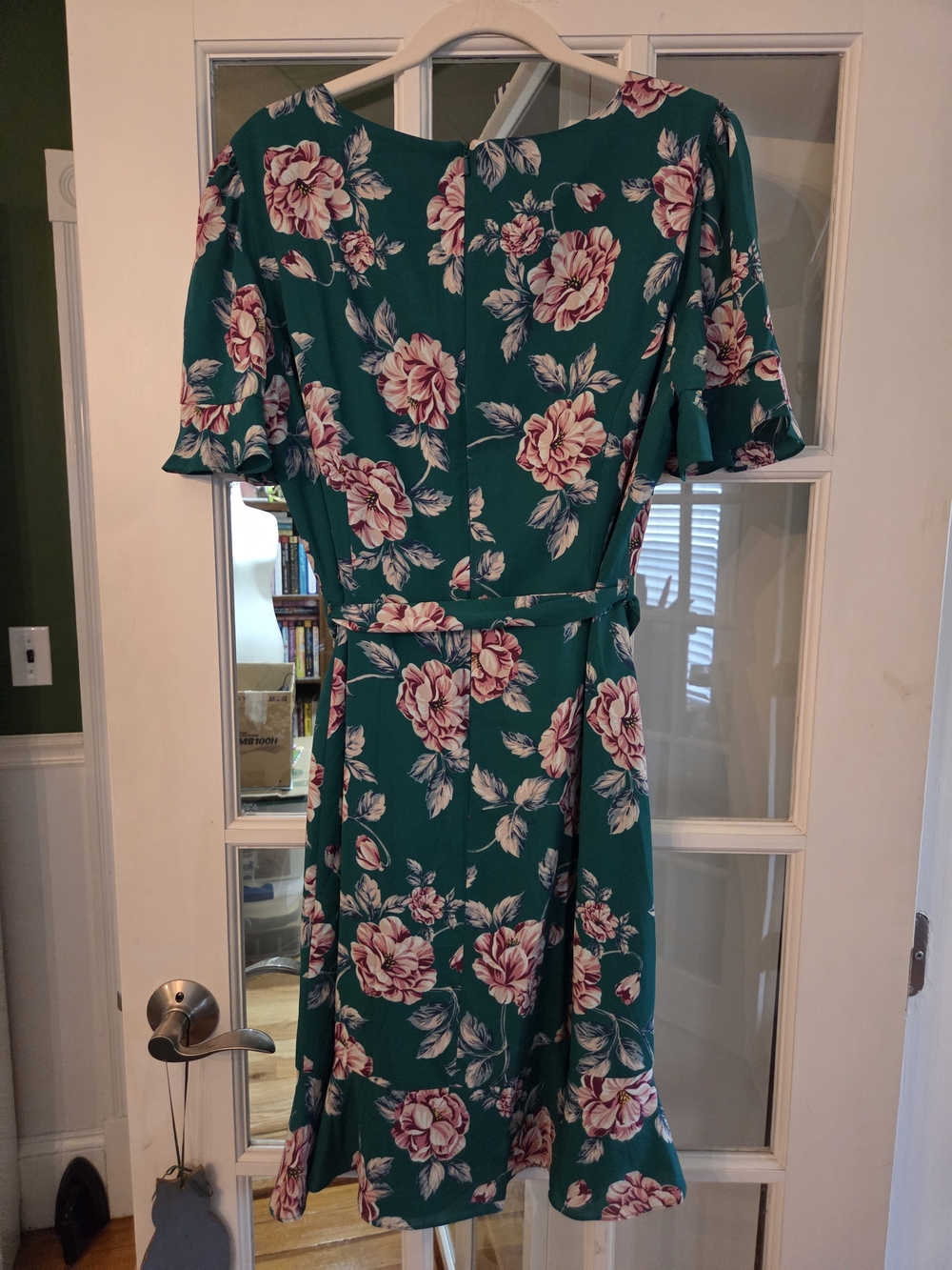 Review Green Floral Tie-Waist Ruffle Dress - Size US12 - Picture 3 of 10